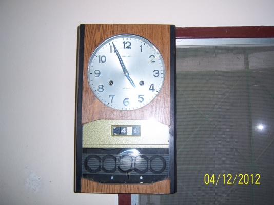 นาฬิกาไม้แขวนSEIKO