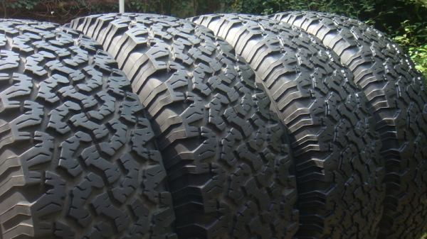 ขายยาง BF Goodrich พร้อมล้อลาย BREDLEY สวยๆ ขายยาง BF Goodrich พร้อมล้อลาย BREDLEY สวยๆ