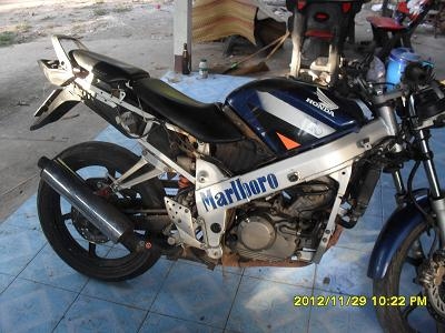 ระเบิด CBR 150  ทะเบียน+ชุดโอน เเครื่องเงียบมากๆ สดๆ แยกเครื่อง13500