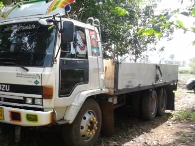 ISUZU ROCKY 175 HP 6BG1 สิบล้อเพลาเดียว กระบะเหล็กยาว 6 เมตร เครื่องแรงดีแห้งดี หัวเก๋งบางไม่มีผุแถมมีหมวกเก๋งให้ด้วยครับ แอร์ พวงมาลัยเพาเวอร์ เบรคทริ๊ปฟี้ ช่วงล่างคัชซีสวยไม่มีดาม ยางสภาพดี 70\% เอกสารเล่มทะเบียนครบพร้อมโอนครับ ISUZU ROCKY 175 HP 6BG1 สิบล้อเพลาเดียว กระบะเหล็กยาว 6 เมตร เครื่องแรงดีแห้งดี หัวเก๋งบางไม่มีผุแถมมีหมวกเก๋งให้ด้วยครับ แอร์ พวงมาลัยเพาเวอร์ เบรคทริ๊ปฟี้ ช่วงล่างคัชซีสวยไม่มีดาม ยางสภาพดี 70\% เอกสารเล่มทะเบียนครบพร้อมโอนครับ