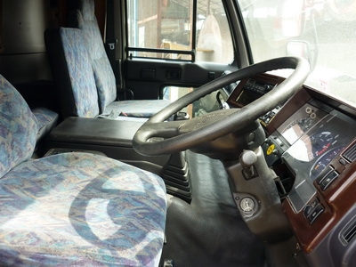 ขายรถหัวลาก สภาพพร้อมใช้งาน ติดต่อ คุณบทชาย  081-8687600