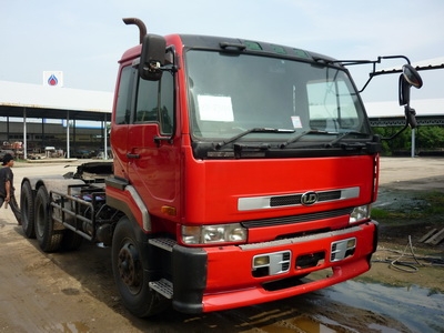 ขายรถหัวลาก สภาพพร้อมใช้งาน ติดต่อ คุณบทชาย  081-8687600