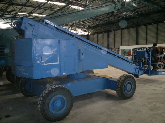 รถกระเช้า AICHI SP150 ปี1992 รถนอกนำเข้าจากญี่ปุ่น โทร มานะ  085-9049669