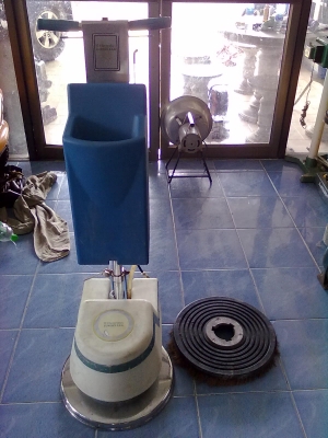 เครื่องขัดพื้น Electrolux