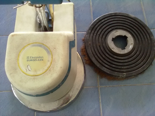 เครื่องขัดพื้น Electrolux เครื่องขัดพื้น Electrolux