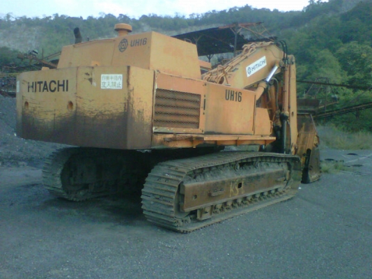 ขายรถขุดHITACHI UH16 สภาพสวยพร้อมใช้ ติดต่อได้ที่คุณ อ๊อฟ พิจิตร 086-737-9991