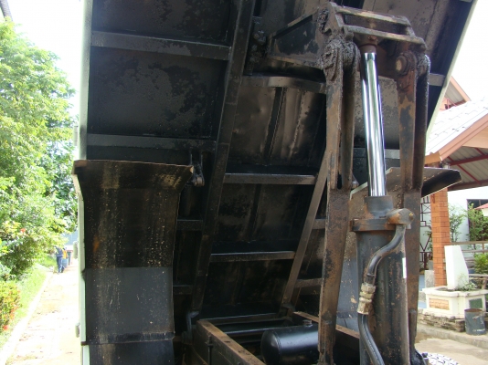 ขาย 6 ล้อดั้ม Hino FC ซูปเปอร์เสี่ย 120 แรง เครื่องดี แซทซีสวย แอร์เย็น