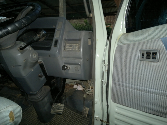 ขาย 6 ล้อดั้ม Hino FC ซูปเปอร์เสี่ย 120 แรง เครื่องดี แซทซีสวย แอร์เย็น