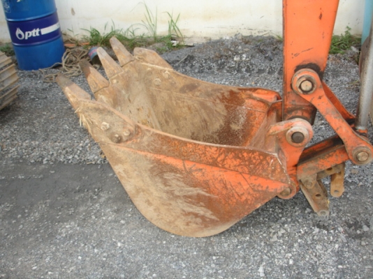 Kobelco SK60-3 (Mark five super) นำเข้าจากญี่ปุ่น ถึงไทยแล้วครับ สภาพดี ไม่แพงครับ