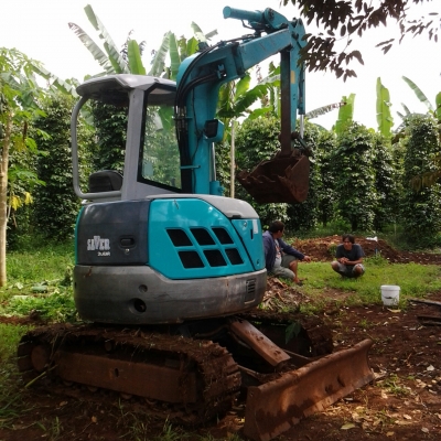 ขายแม็คโค โกเบย์ ใช้งานน้อย