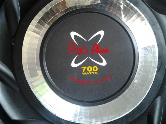 ขายลำโพง ซับ 10" 700W สักคู่ครับ