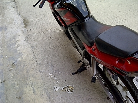 CBR150สีแดงดำ