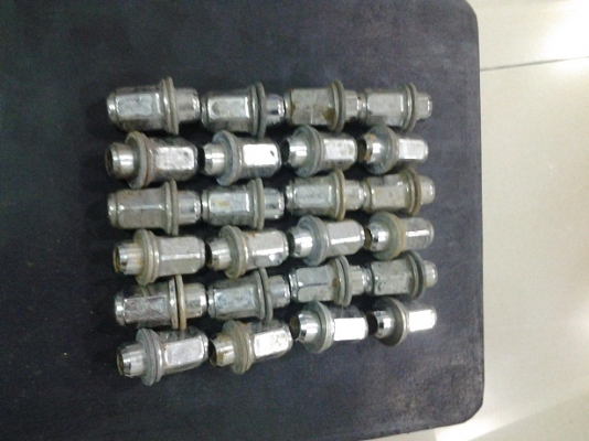 ขายแม็กติดรถ TOYOTA พรีรันเนอร์ ขอบ15" 6รู ราคา 6,400.- ขายแม็กติดรถ TOYOTA พรีรันเนอร์ ขอบ15" 6รู ราคา 6,400.-