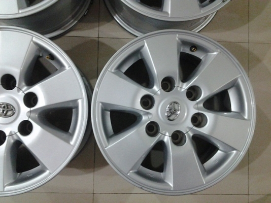 ขายแม็กติดรถ TOYOTA พรีรันเนอร์ ขอบ15" 6รู ราคา 6,400.- ขายแม็กติดรถ TOYOTA พรีรันเนอร์ ขอบ15" 6รู ราคา 6,400.-