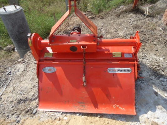 รายละเอียด ขายรถไถคูโบต้า L2002DT-M เครื่องดี สภาพเดิมๆ สีเดิม รถสวย 80-90 \% 2เพลา พร้อมใช้งาน อุปก