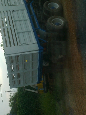 ขายสิบล้อดัมพ์เครือง260โทโบหัวเดก้ากะบะ3มิตรคัสซี210หัวเดก้าลงเล่มเรียบร้อยพร้อมโอนรถปี33มีัระบบลากพ่วงสนใจติดต่อได้ที่089-9198420