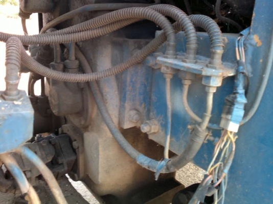 รถตัก KLD6A  เอว ออน  สนใจติดต่อ 081-6079515