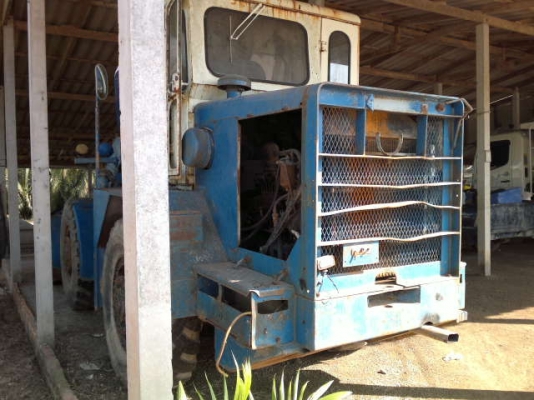 รถตัก KLD6A  เอว ออน  สนใจติดต่อ 081-6079515