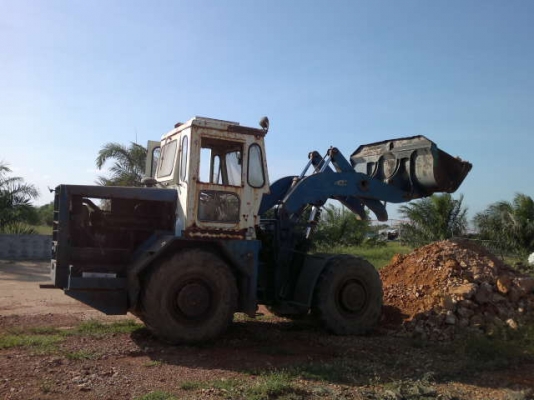 รถตัก KLD6A  เอว ออน  สนใจติดต่อ 081-6079515