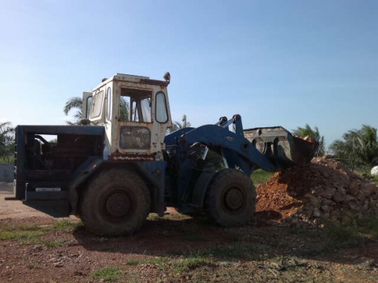 รถตัก KLD6A  เอว ออน  สนใจติดต่อ 081-6079515