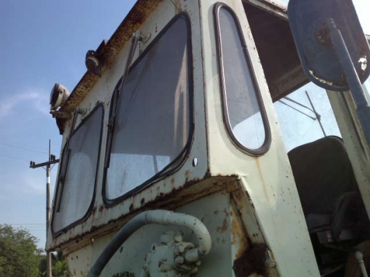 รถตัก KLD6A  เอว ออน  สนใจติดต่อ 081-6079515