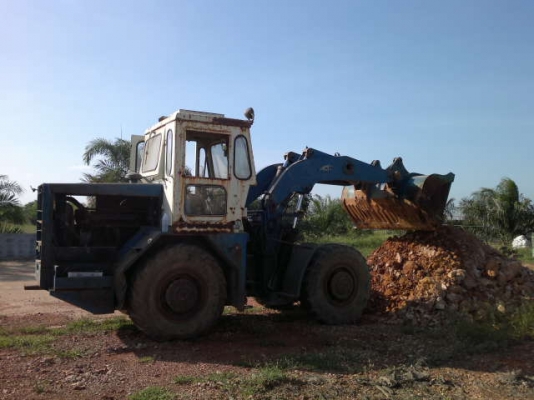 รถตัก KLD6A  เอว ออน  สนใจติดต่อ 081-6079515