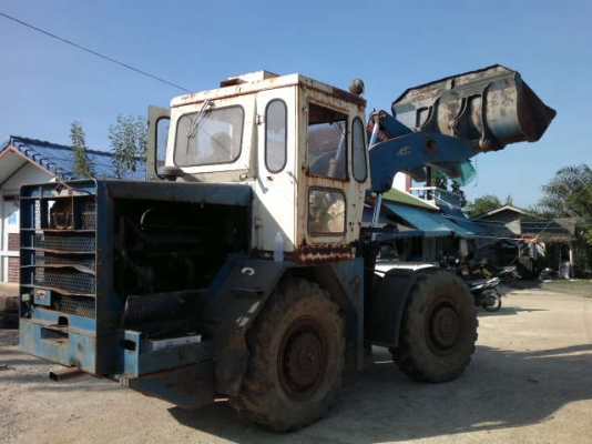 รถตัก KLD6A  เอว ออน  สนใจติดต่อ 081-6079515