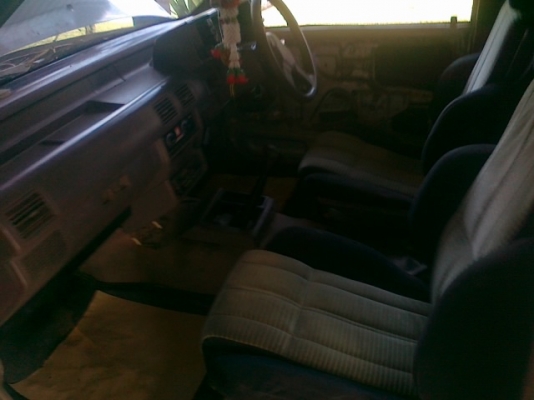 ขายมังกรทองปี89สภาพพอใช้ได้ไม่สวยมากมาย เหมาะแก่คนซื้อไปใช้ในสวยเครื่องดีแห้งขี่ดี ตัวถังมีหนาบ้างคานหน้าเคยโดนมาบ้างราคานี้เหมาะคนเอาไปใช้นะคับ สำหรับพ่อค้าเต็มแล้วลดไม่ได้เลยคับ