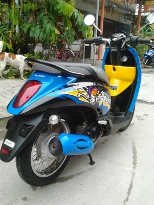ขาย Scoopy i Fun ปี55 รถ(2เดือน) สีน้ำเงิน-ดำ 30,000 ด่วน