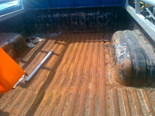 ขายม้ากระโดด 4ขอ เครื่องเบนซิล สภาพรถโดนน้ำท่วมมาเครึ่งคันช่วงล่างยังไม่ผุแค่เหลือง ตัวถังผุตามปกติเหมาะคนเอาไปปั้นหรือเอาไปชำแหละเครื่องเคยใช้งานได้ปกติ ตอนนี้ต้องเอาไปไล่ระบบหน่อยน้ำไม่น่าจะเข้าราคาพอได้