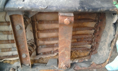 ขาย เบาะ C 92 95 เดิมๆ เก่าๆ สภาพตามรูปครับ ขาย เบาะ C 92 95 เดิมๆ เก่าๆ สภาพตามรูปครับ