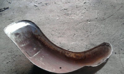 ขาย บังโคลนหลัง ชาลี เป็นเหล็ก งานตีครับ