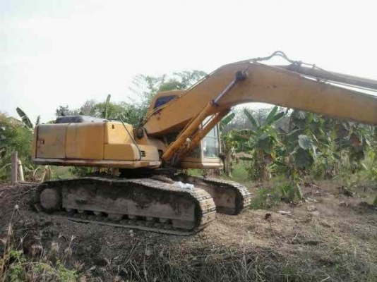 KOMATSU PC200-6ไฟฟ้าครบทุกจุดเอวแน่นช่วงล่างเต็มเล่มทะเบียน