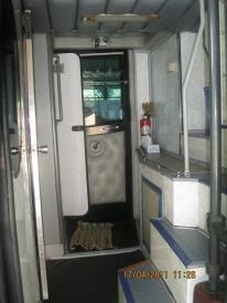 ขายดาวน์รถทัวร์ 2 ชั้น สีขาว รถอยู่แพร่ครับ ^^" ขายดาวน์รถทัวร์ 2 ชั้น สีขาว รถอยู่แพร่ครับ ^^"