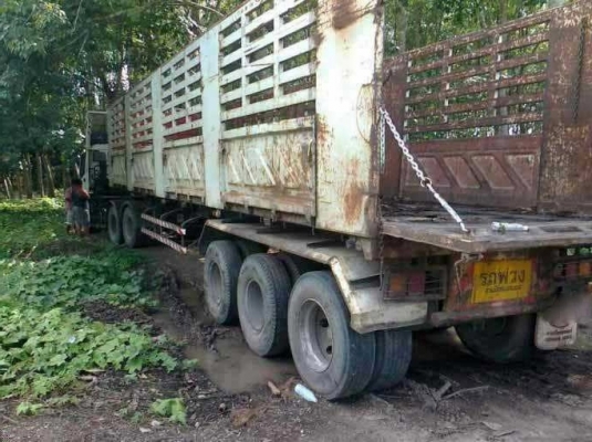 รถอิซูซุ 10 ล้อหัวลาก GXZ 270 แรงม้า ปี 49 สนใจติดต่อ 081-6079515 รถอิซูซุ 10 ล้อหัวลาก GXZ 270 แรงม้า ปี 49 สนใจติดต่อ 081-6079515