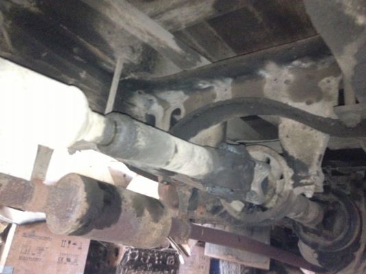 รถอีซูซุ 10 ล้อ รั่ว FVM 175 แรงม้า ( มีขาย 2 คัน ) สนใจติดต่อ 081-6079515 รถอีซูซุ 10 ล้อ รั่ว FVM 175 แรงม้า ( มีขาย 2 คัน ) สนใจติดต่อ 081-6079515