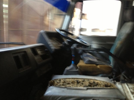 รถอีซูซุ 10 ล้อ รั่ว FVM 175 แรงม้า ( มีขาย 2 คัน ) สนใจติดต่อ 081-6079515 รถอีซูซุ 10 ล้อ รั่ว FVM 175 แรงม้า ( มีขาย 2 คัน ) สนใจติดต่อ 081-6079515