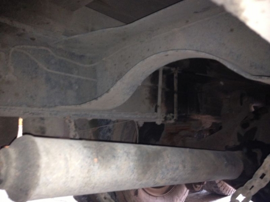 รถอีซูซุ 10 ล้อ รั่ว FVM 175 แรงม้า ( มีขาย 2 คัน ) สนใจติดต่อ 081-6079515 รถอีซูซุ 10 ล้อ รั่ว FVM 175 แรงม้า ( มีขาย 2 คัน ) สนใจติดต่อ 081-6079515