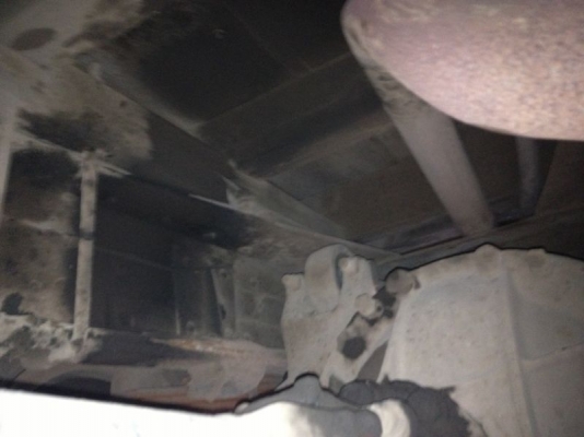 รถอีซูซุ 10 ล้อ รั่ว FVM 175 แรงม้า ( มีขาย 2 คัน ) สนใจติดต่อ 081-6079515 รถอีซูซุ 10 ล้อ รั่ว FVM 175 แรงม้า ( มีขาย 2 คัน ) สนใจติดต่อ 081-6079515