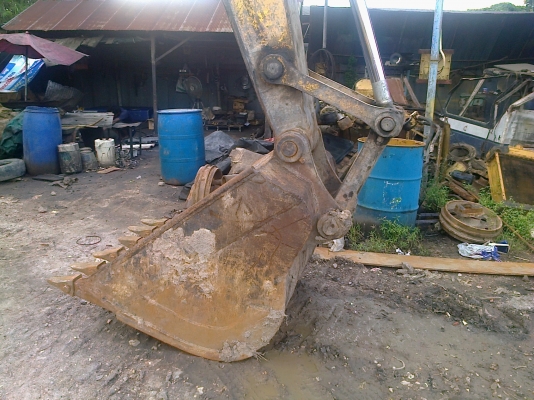 PC200-7 เล่มทะเบียนเต็ม รถสวยเดิมๆ โซ่ช่วงล่างสวย เครื่องแน่น