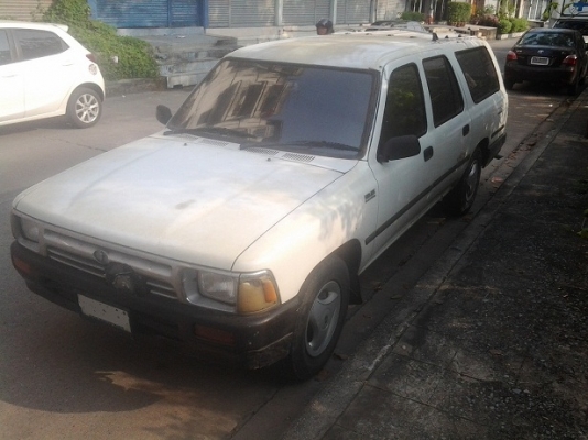 ขายไมตี้เอ็กปี93 ดีเซล รุ่น5ประตู แอร์ เพาเวอร์ รถดีขายด่วน