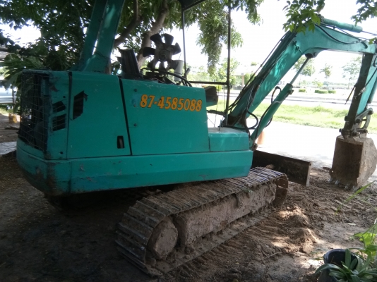 ขายรถขุดเล็ก ขนาด 30  มิตซูบิชิ 180000