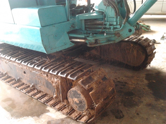 ขายรถขุดเล็ก ขนาด 30  มิตซูบิชิ 180000