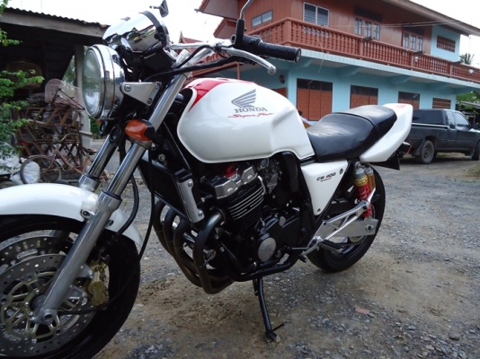 ขายครับ  cb 400 vs  สภาพดี ท่อไทเทเนียม yoshimura