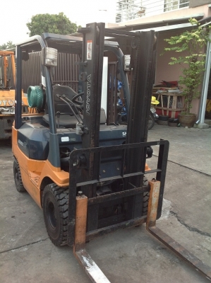 ขาย ฟอล์คลิฟต์ 1.5 ตัน TOYOTA 7FG15 LPG  เก่าญี่ปุ่น