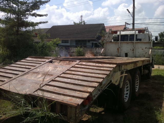 รถฮีโน่ 10 ล้อ ท้ายลาด 220 แรงม้า