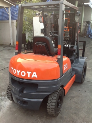 ขาย ฟอล์คลิฟต์ 2.0 ตัน  TOYOTA 6FD20  รถเก่าญี่ปุ่น  เท งา ได้