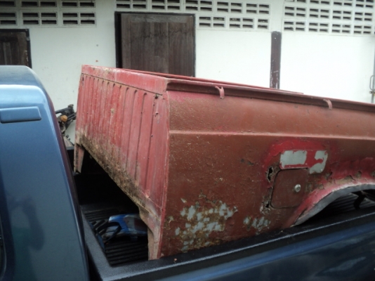 ลูกกระบะท้าย ไดฮัทสุ f40  สภาพตามรูป   ราคา   2000