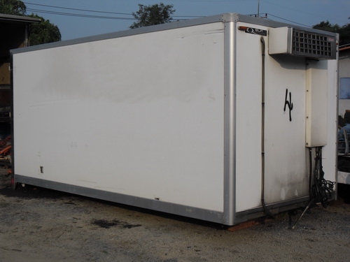 ตู้เย็น ยาว 4.60 เมตร สวยทั้งใบ