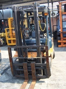 ขายรถ โฟล์คลิฟท์ TOYOTA รุ่น 7-FG15 ขายรถ โฟล์คลิฟท์ TOYOTA รุ่น 7-FG15